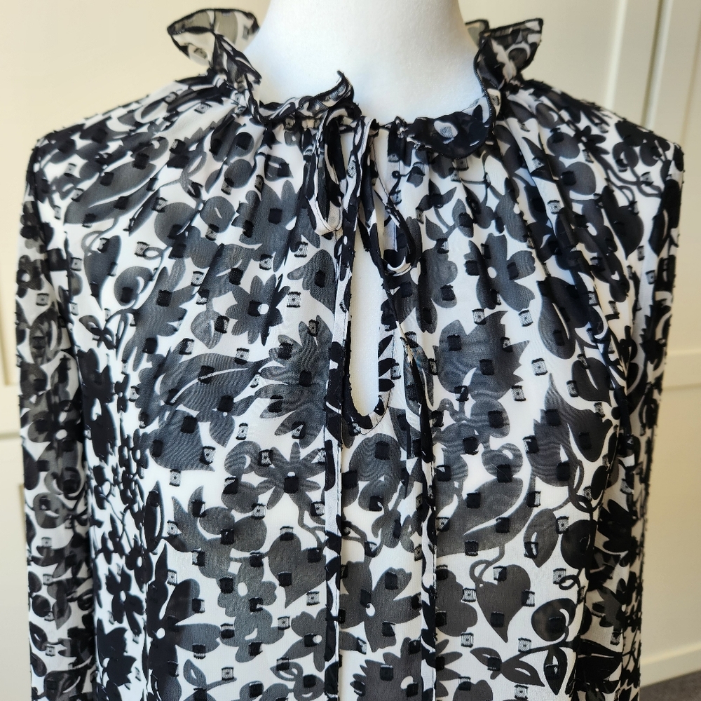 Boden Maddie Floral Top Black White Sheer Long Sleeve Ruffled Neck Tie Size 6 - Picture 5 of 16